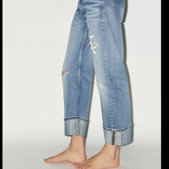 Zara midwaist ripped cuffed boyfriend jean size 6. - Picture 3 of 6